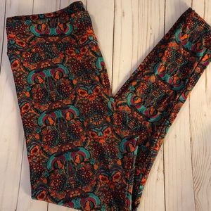 LulaRoe Tall & Curvy Leggings. Never worn.